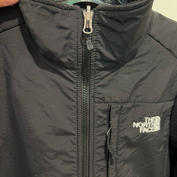 The North Face Women’s Black Zip-Up Fleece Denali Jacket Size Small - Picture 4 of 12